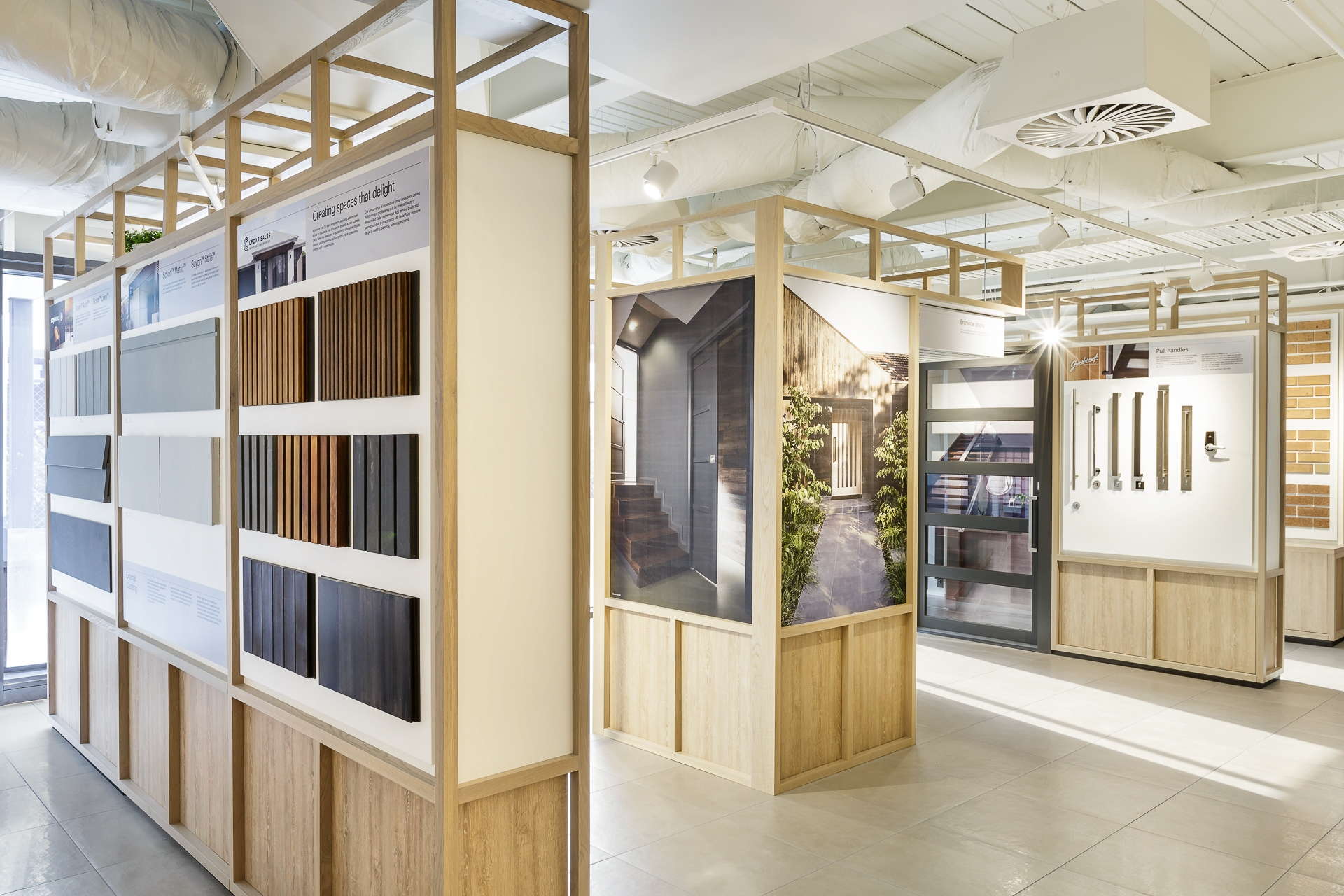 Những yếu tố quan trọng trong thiết kế showroom hiện đại